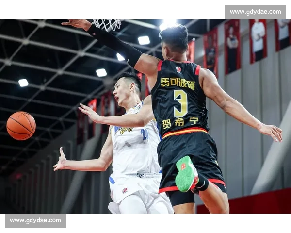 CBA焦点对决北京首钢迎战稠州银行强强碰撞看点十足引爆赛场