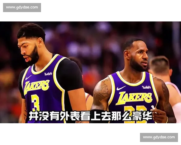 湖人对决热火G2直播看点詹眉联手冲击总决赛先机全场焦点攻防博弈解析