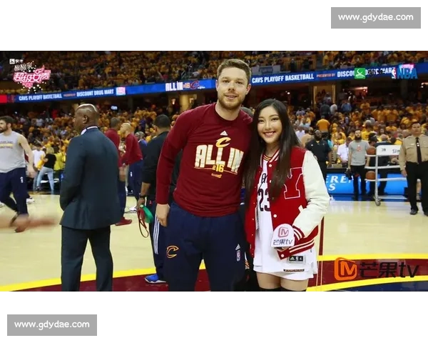 福建对阵广东强强碰撞赛场焦点引爆全场悬念之夜巅峰较量实力博弈